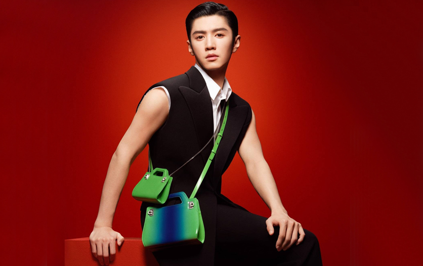 一见钟情，皆因“菲”你莫属 - FERRAGAMO推出 520 WANDA 手袋特别系列