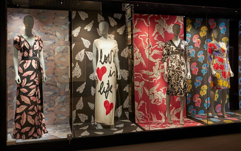 DVF时装回顾展亮相比利时，探索“Woman Before Fashion”的时尚创业传奇