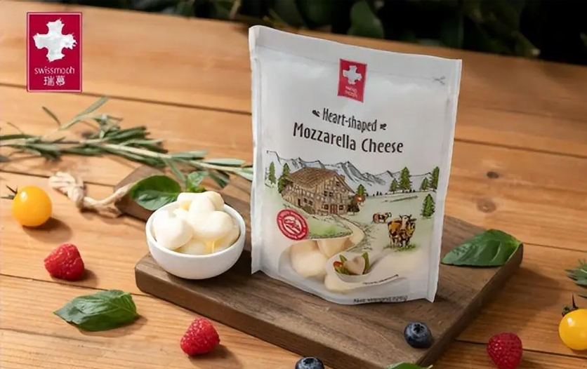 聚焦高品质生活需求，瑞慕新品爱心小酪匠心首发！