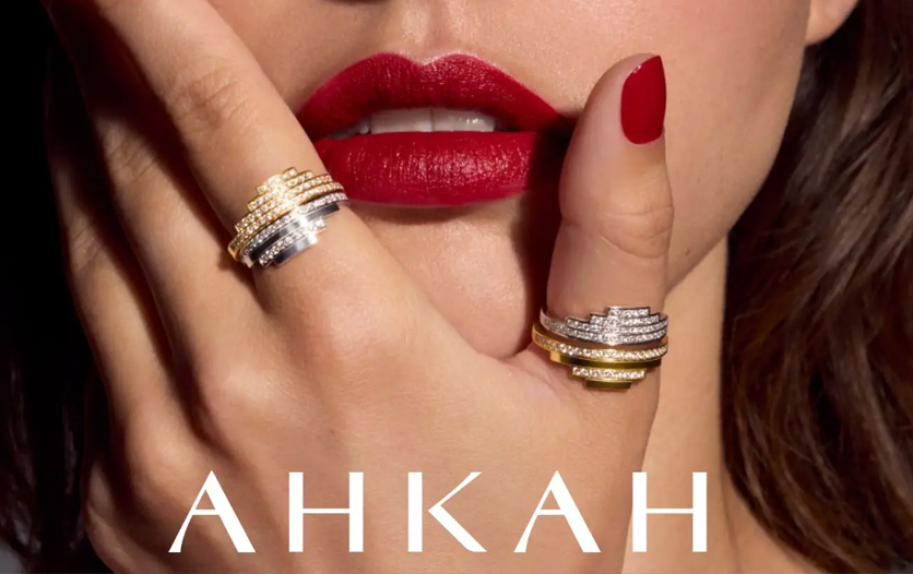 璀璨新境 感官笔触 AHKAH发布chandelier系列铂金款新作